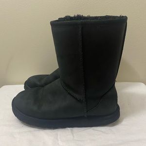 Ugg matte black Ugg boot size 5